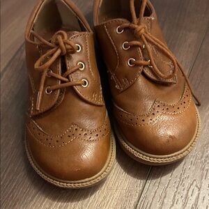 Dream Pairs Toddler Wingtip Lace-Up Shoes with Velcro in Brown